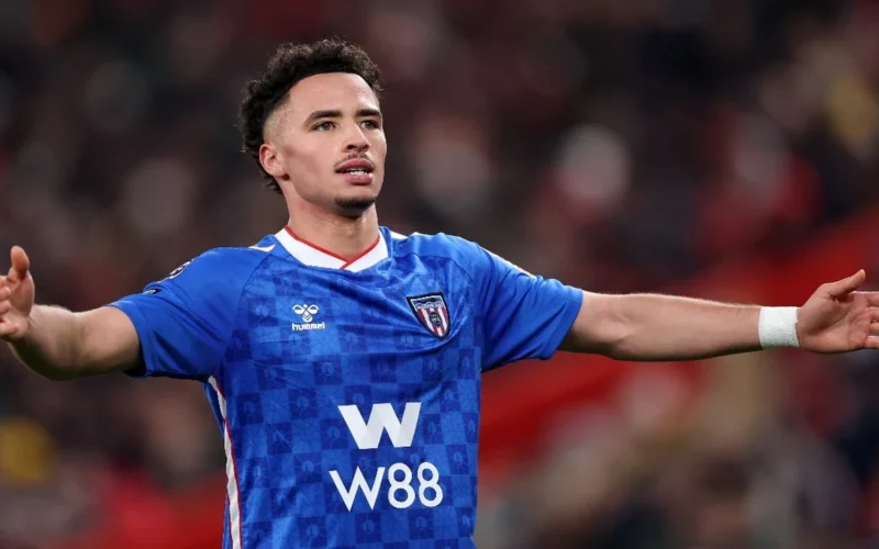 تغييرات لافتة تلاحق اللاعبين المغاربة في أندية الدوري الإنجليزي الممتاز هذا الموسم